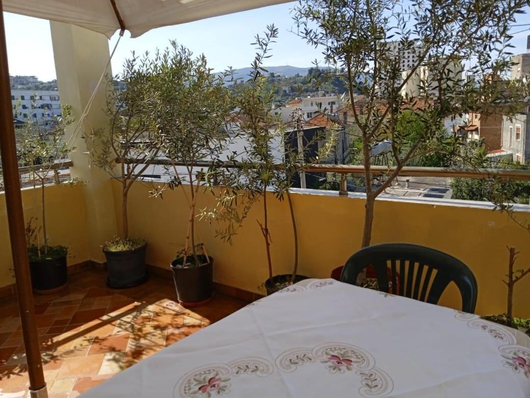 Guest Room Near Historical Center Vlore Ngoại thất bức ảnh