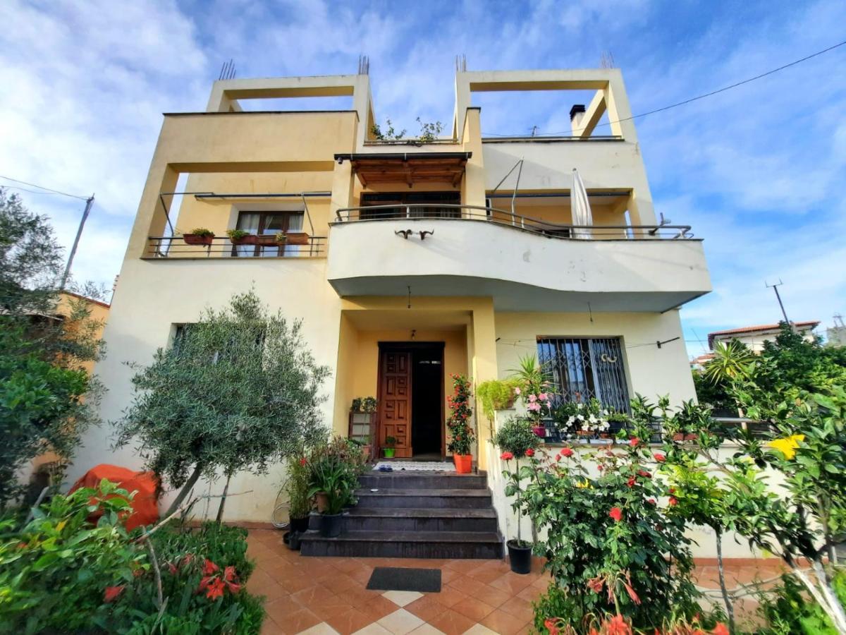 Guest Room Near Historical Center Vlore Ngoại thất bức ảnh